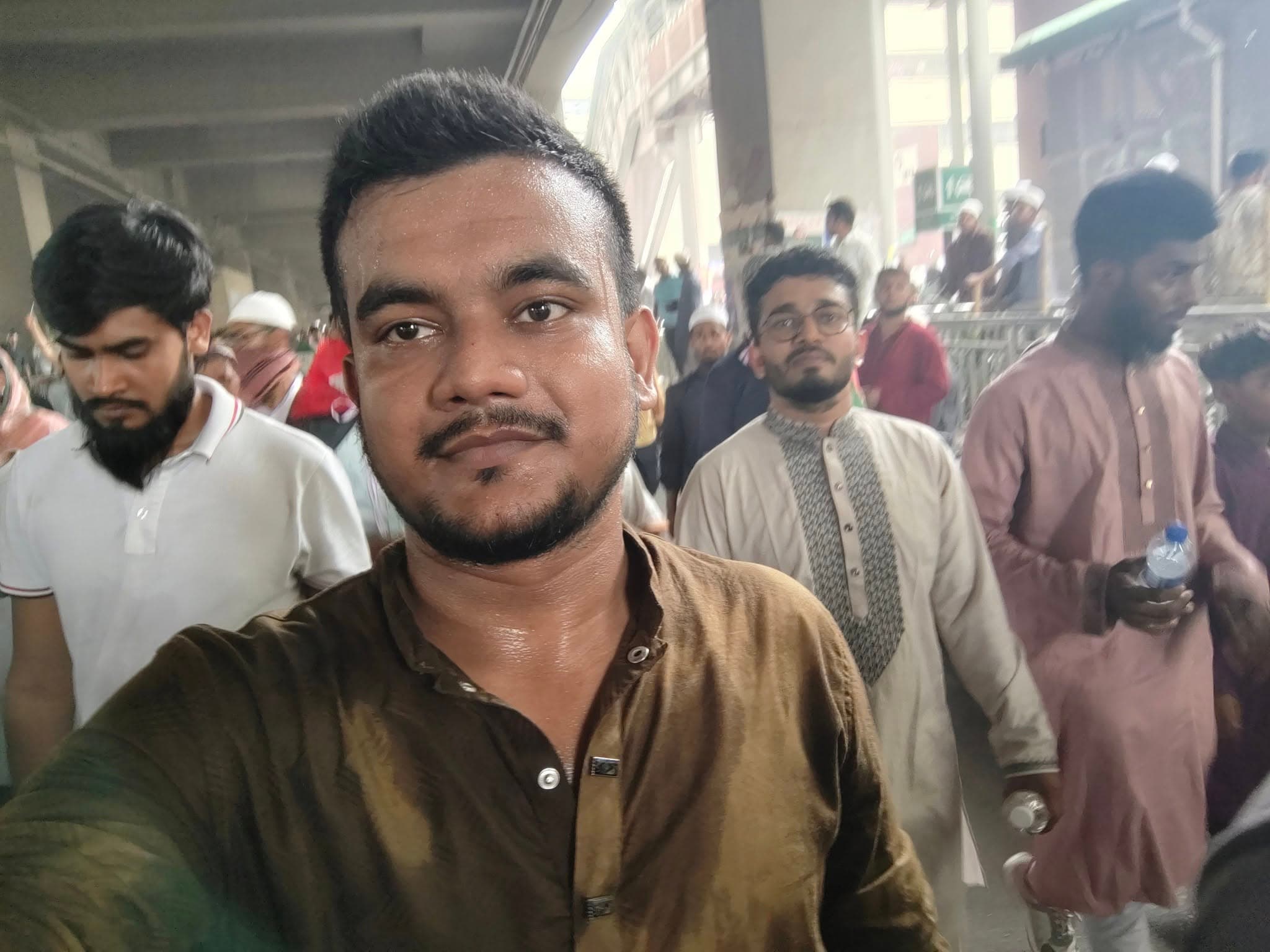 Community solidarity event participation